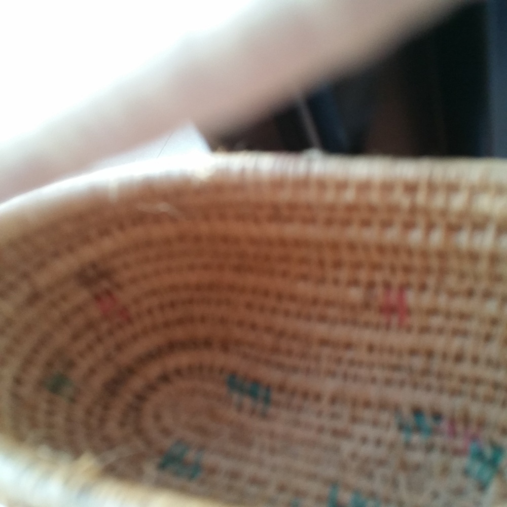 Vintage Summer Little weaved straw purse - Picture 5 of 6